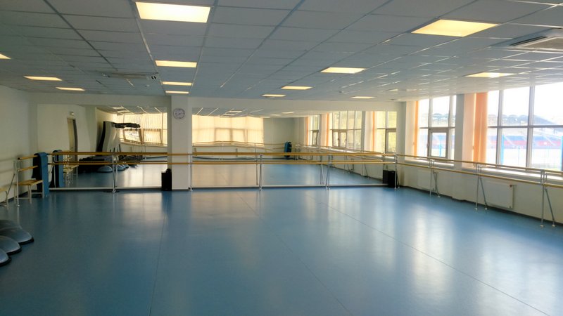 Танцевальный зал Divakov Dance в Ледовом дворце на Гагарина, 23Г